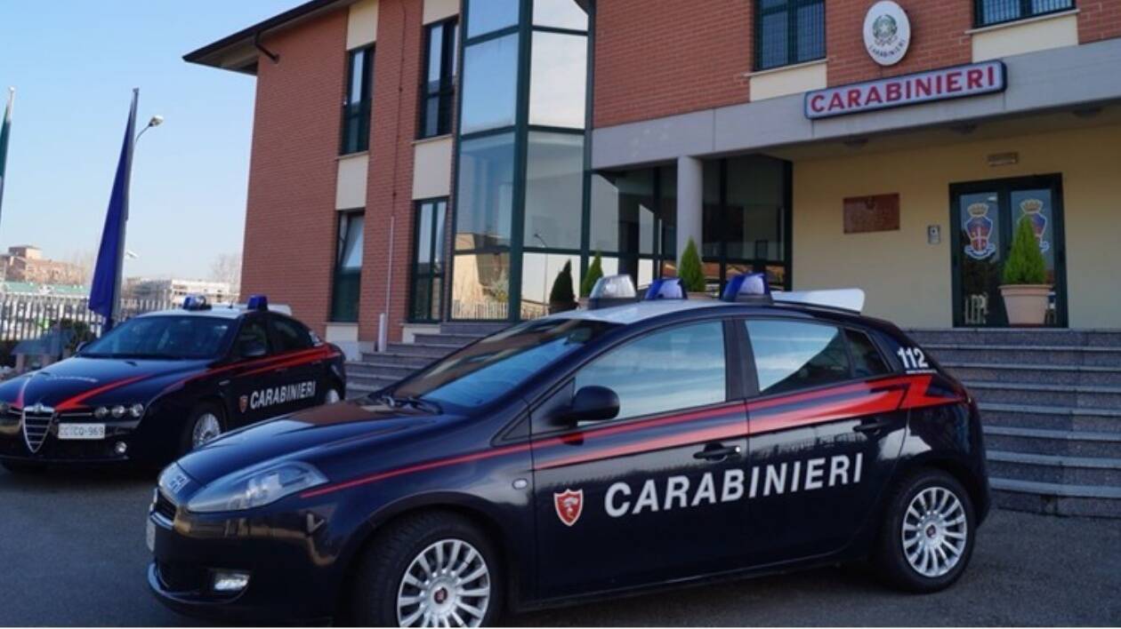 Medolla, occupano edificio inagibile: denunciati due tunisini