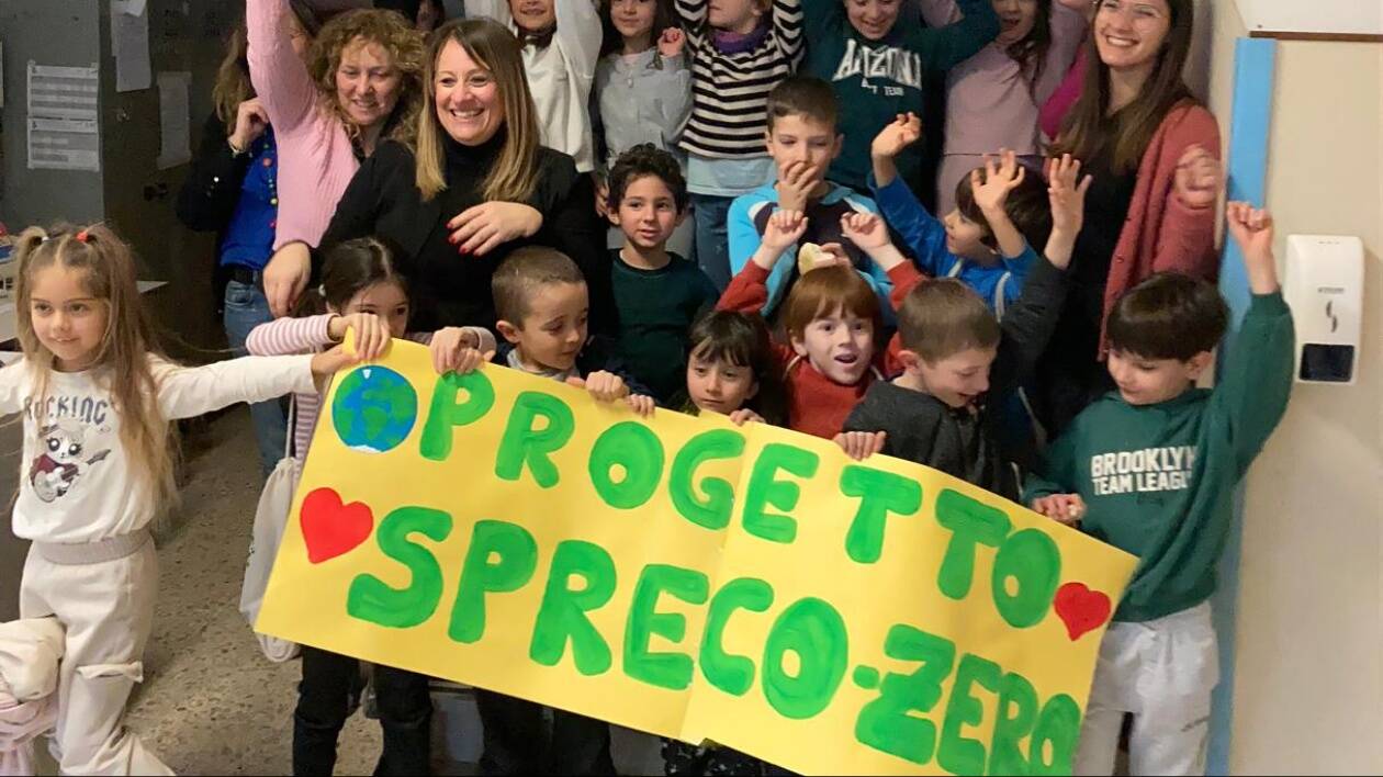 Scuola: la primaria Cavedoni di Levizzano vince il concorso europeo contro lo spreco alimentare