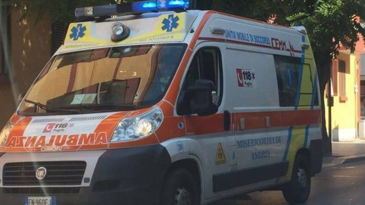 Incidente mortale a Rolo, muore un operaio di 36 anni investito sulla bici elettrica