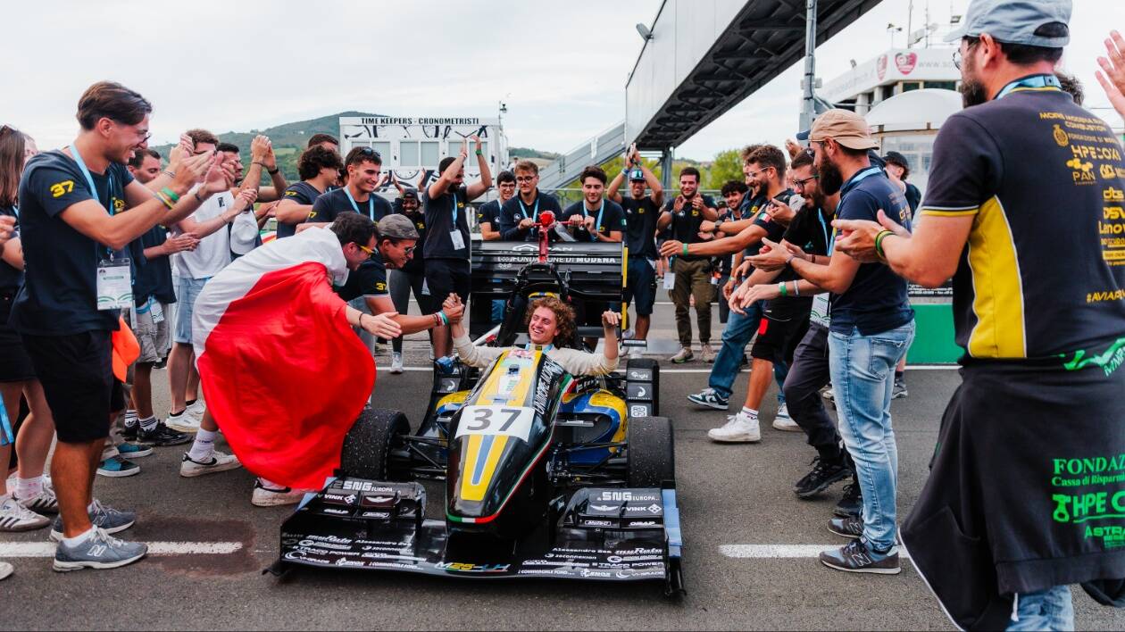 Formula student: Unimore al primo posto nel ranking mondiale