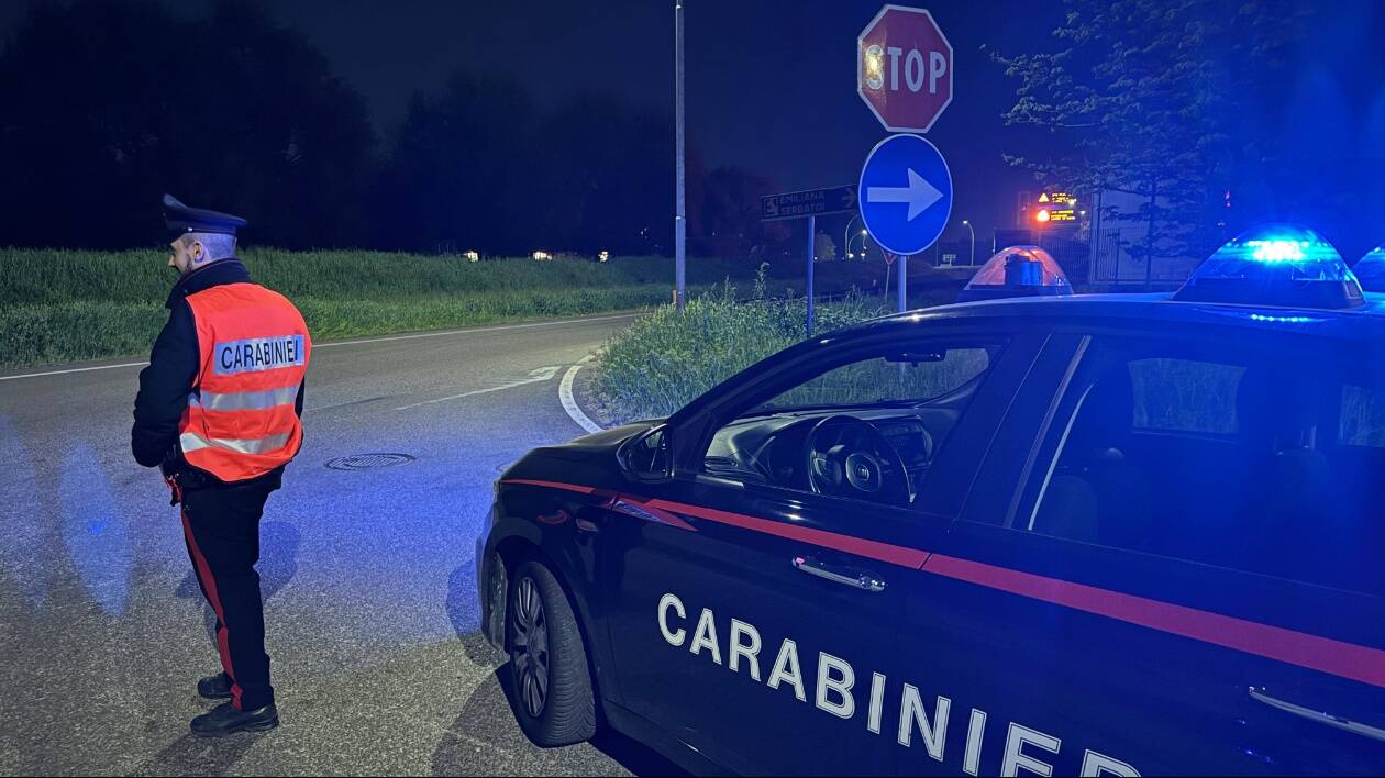 Finale Emilia, rapine, percosse e minacce: condannato 17enne