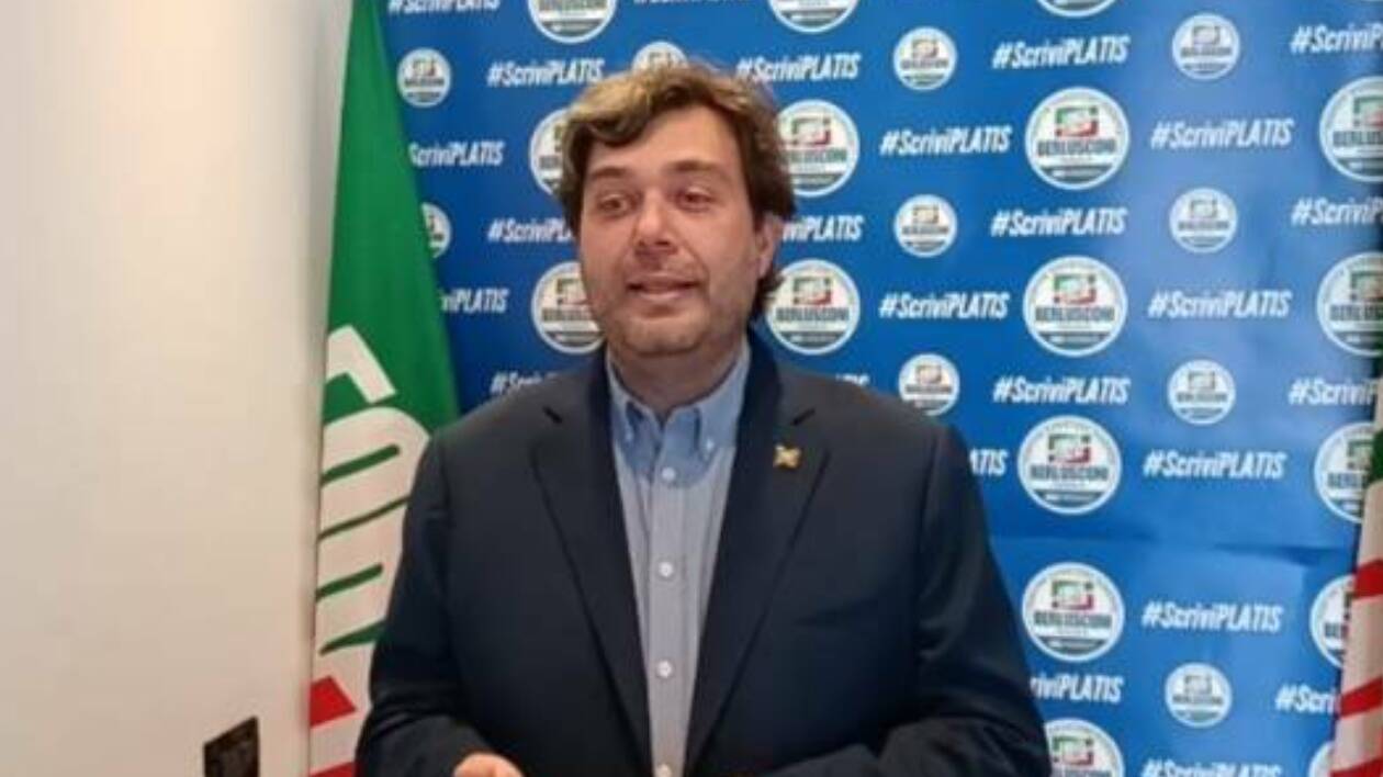 Platis (Forza Italia): 'Scandalo Amo e Fondazione di Modena, responsabilità di quelle nomine è di Muzzarelli'