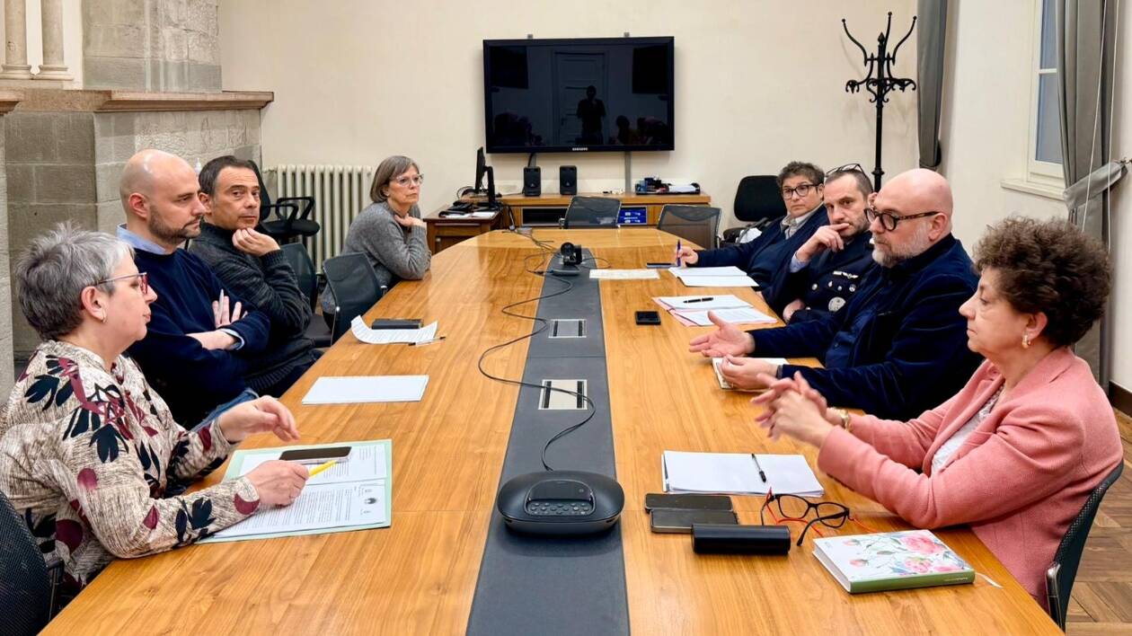 Sicurezza a Modena: confronto di tre ore tra il sindaco e il comitato Modena Merita di Più