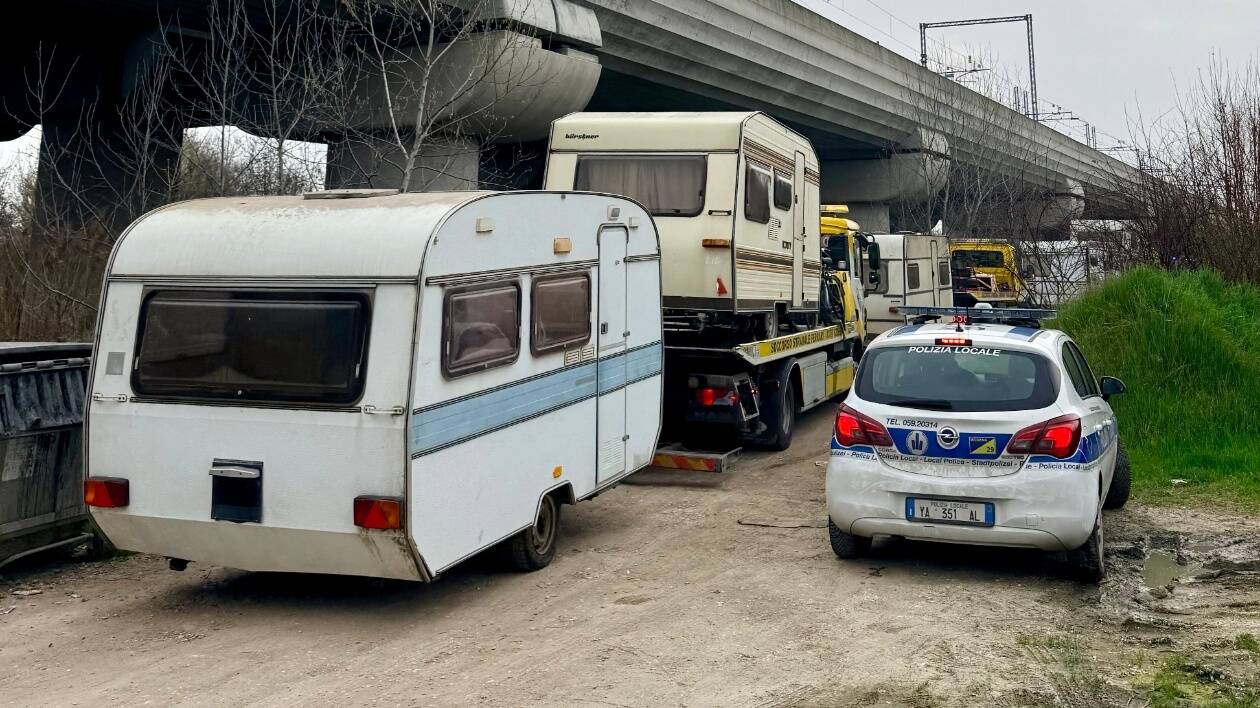 Sgombero nomadi Tav: il Pd invece di complimentarsi col sindaco, lo interroga sulle modalità dell'operazione