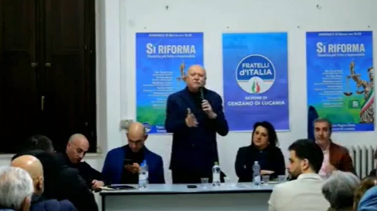 Referendum, l'appello per il Sì del parlamentare Fdi: 'Usate il solito sistema clientelare'