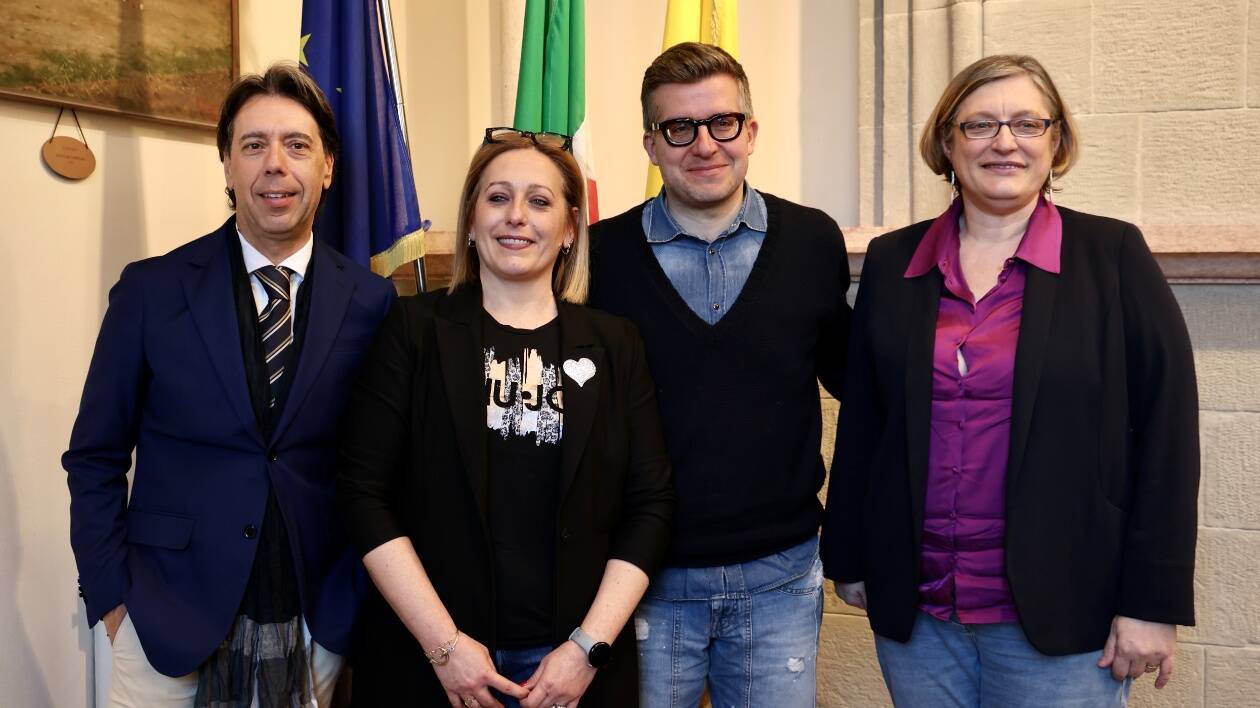 La Ghirlandina trascina il turismo a Modena