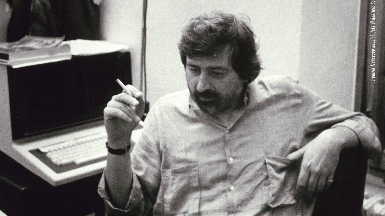 Francesco Guccini, a Reggio Emilia la mostra che esplora il mondo del cantautore modenese