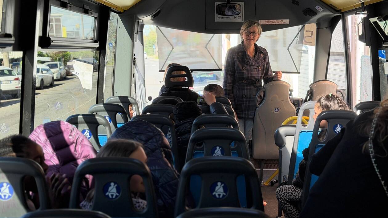 Sassuolo, sui bus scolastici un addetto alla sicurezza