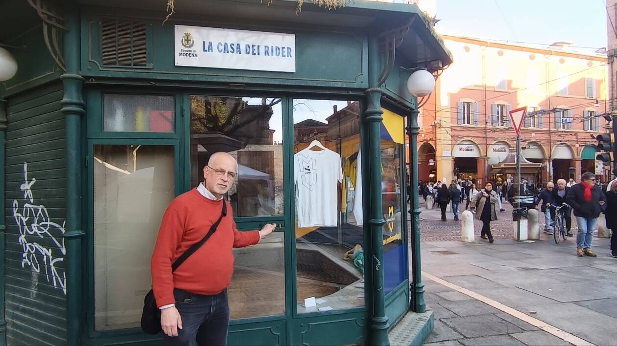 'Le case dei rider dove i rider non sono più di casa'