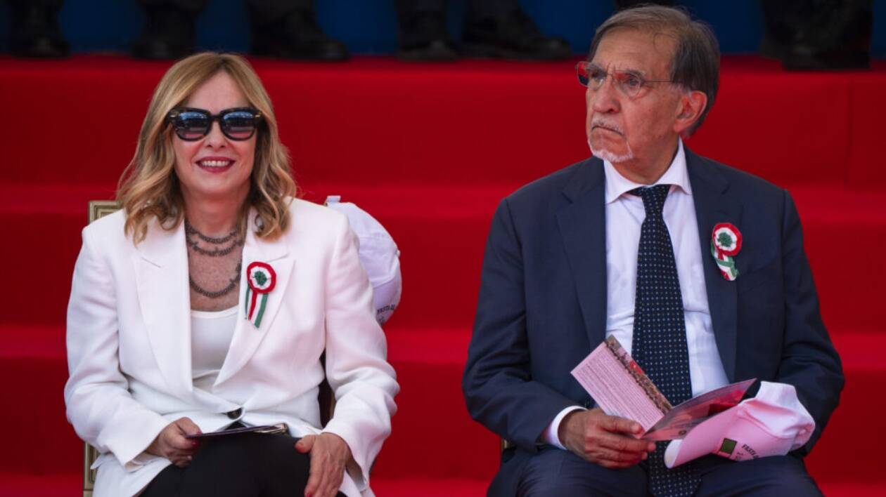 Carpi, revocare cittadinanza al Duce non è anacronistico: del resto per la Meloni Mussolini fu 'un bravo politico'