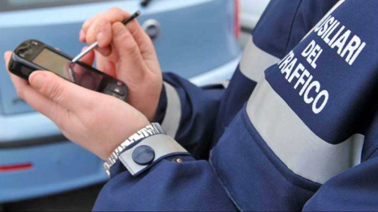 Sosta: dal Comune sempre più poteri agli ausiliari del traffico