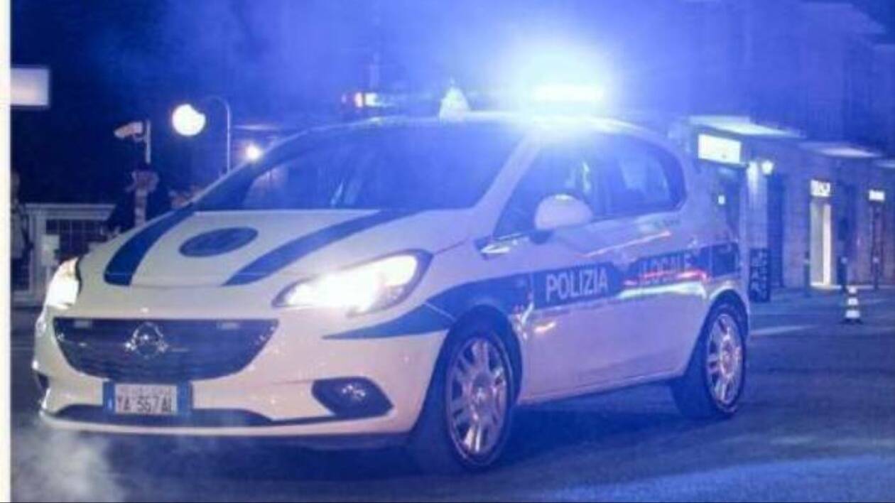 Modena, sgomberati bivacchi in via Santa Chiara