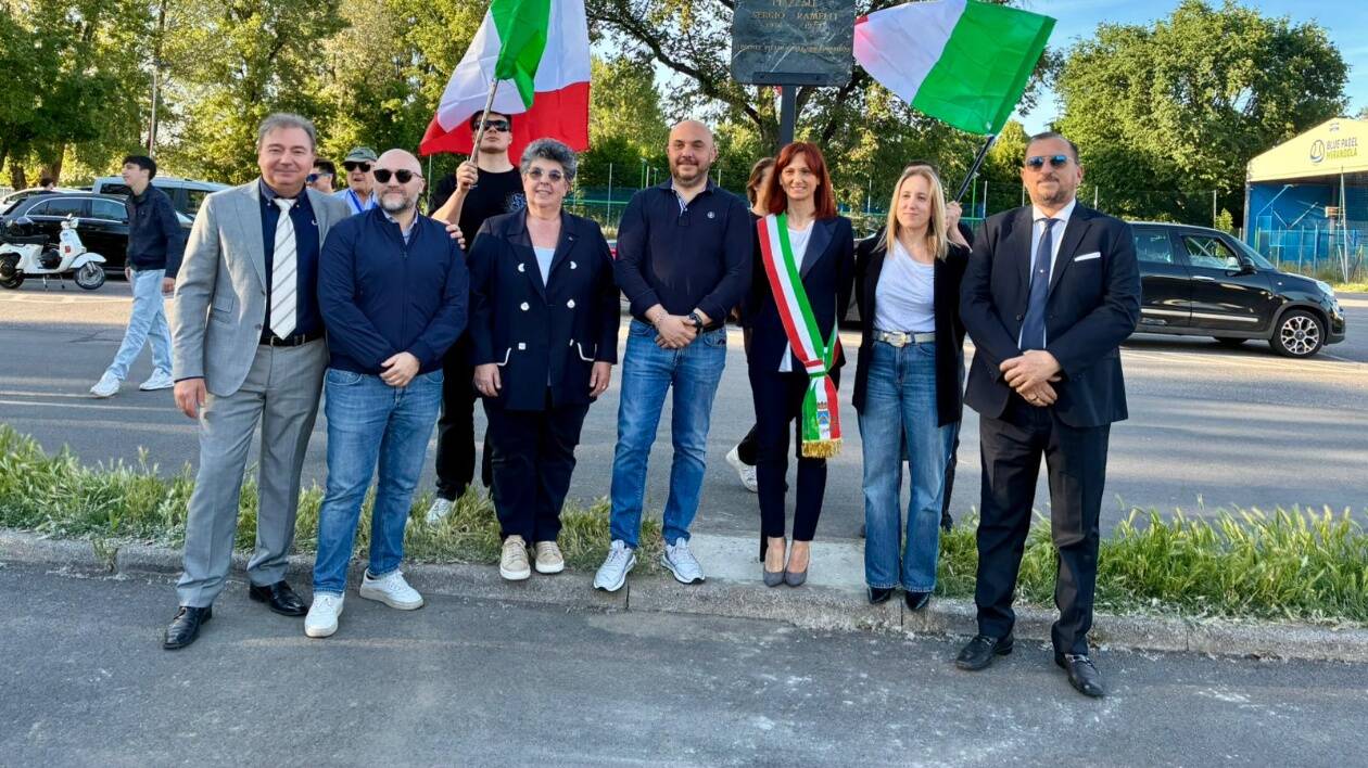 Mirandola, intitolato il piazzale delle piscine a Sergio Ramelli
