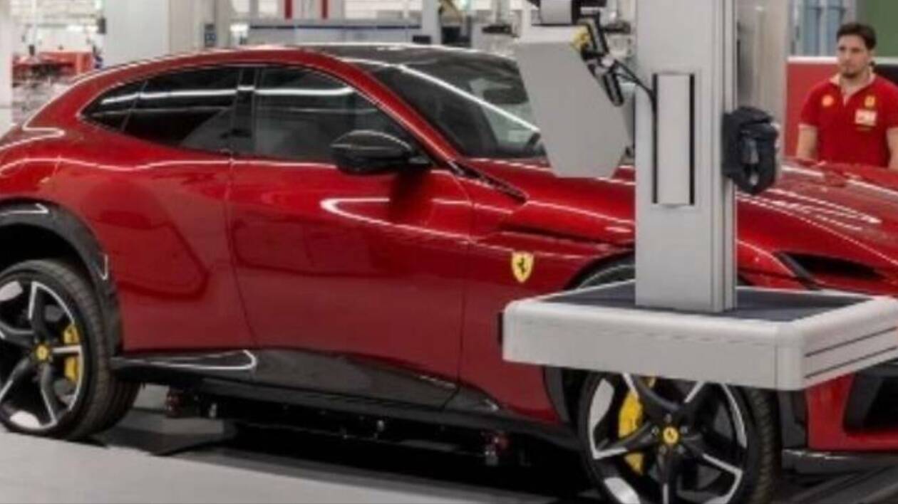 Ferrari cresce ancora: ricavi netti a 1.8 miliardi