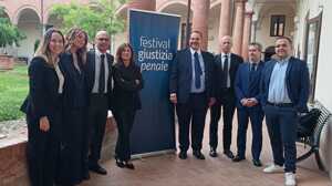 https://www.lapressa.it/articles/079063/festival-giustizia-penale-mentana-sallusti-di-pietro-TN.jpg