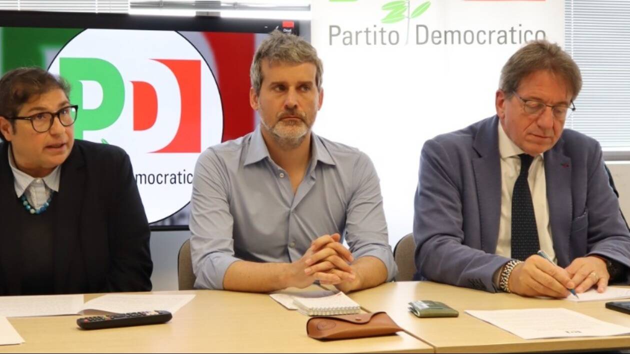 Modena, Muzzarelli superattivo: l'uso della sanità emiliana come grimaldello per tornare protagonista