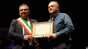 https://www.lapressa.it/articles/079144/castelfranco-gratteri-gargano-TN.jpg