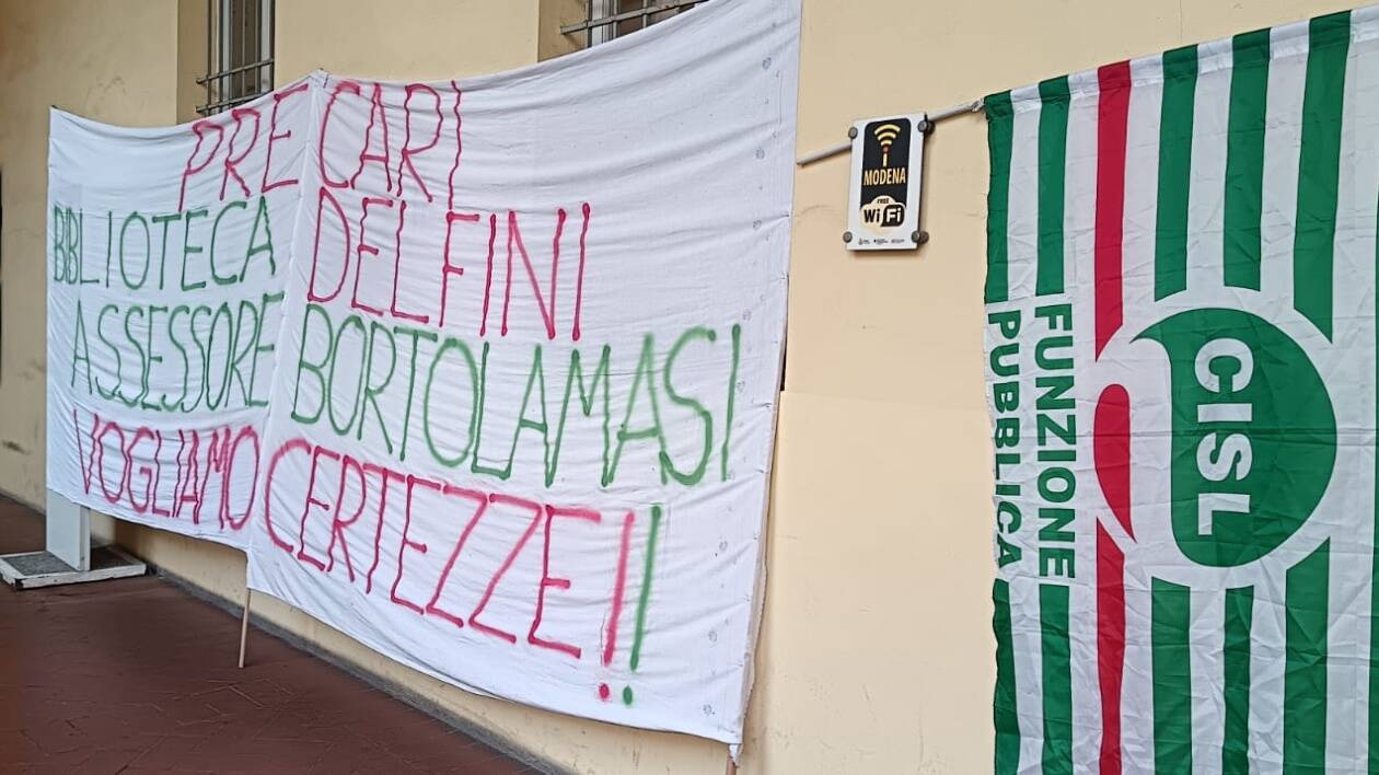 Vertenza biblioteca Delfini, il Comune alla Cisl: 'In arrivo bando unico e contratti più vantaggiosi'