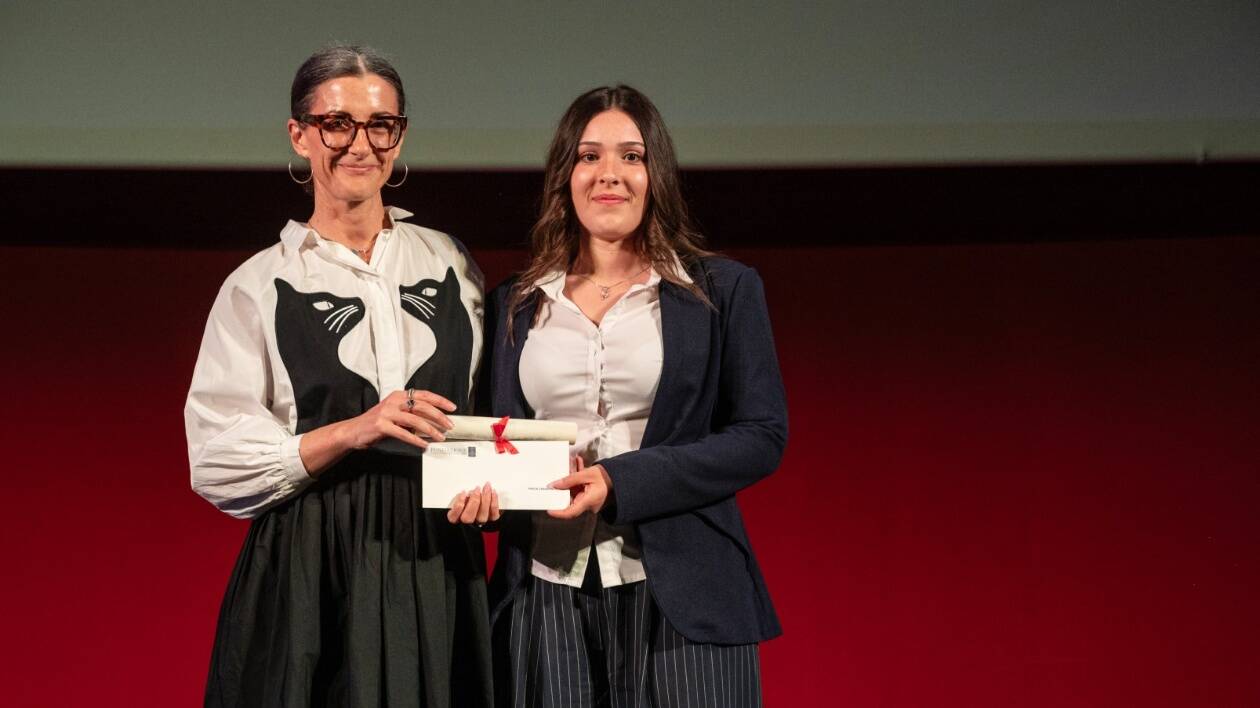 Premi Istruzione Fondazione Carpi: il sindaco di Soliera consegna i riconoscimenti al posto del collega Righi