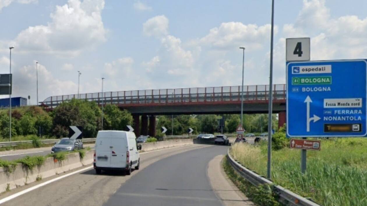 Modena, tangenziale chiusa tra le uscite 8 e 6 per tre settimane: già oggi viabilità in tilt
