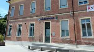 https://www.lapressa.it/articles/079436/maranello-polizia-locale-TN.jpg