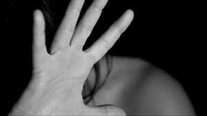 https://www.lapressa.it/articles/079663/violenza-maltrattamenti-san-felice-sul-panaro-TN.jpg