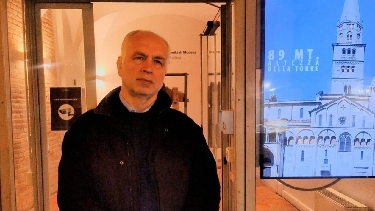 'Indagato per terrorismo coi bimbi dell'infanzia: chiarire chi ha autorizzato l'iniziativa'