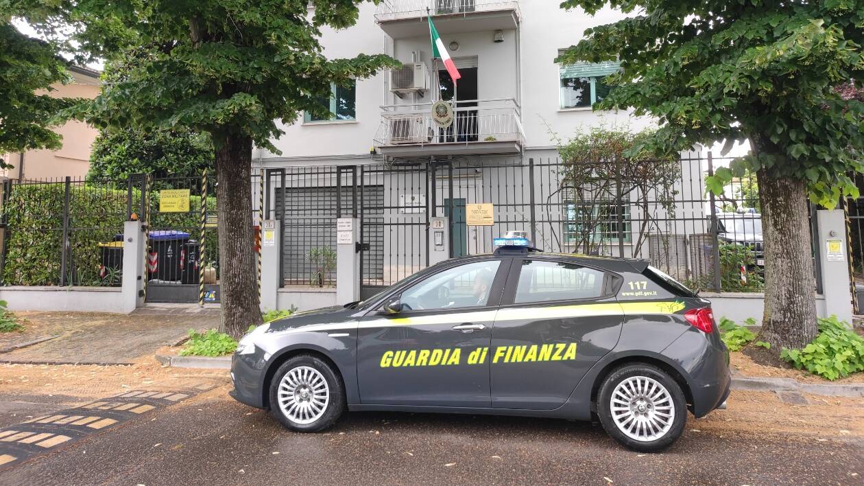 Reati fiscali, sequestro preventivo a 1,2 milioni di euro a un imprenditore di Carpi