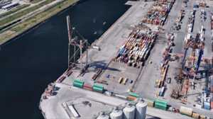 https://www.lapressa.it/articles/080268/porto-di-ravenne-export-cina-commecio-cina-hanhai-irene-riolo-TN.jpg