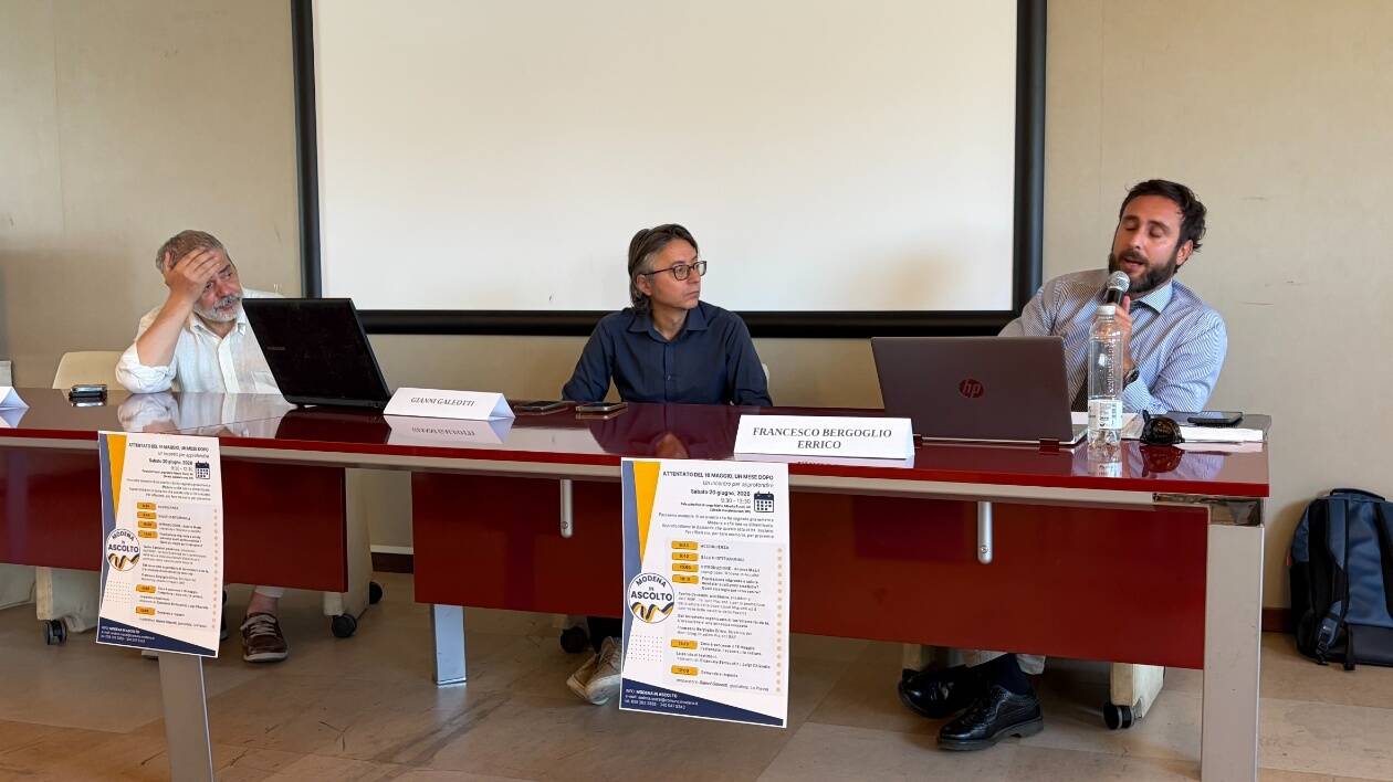 Attentato del 16 maggio: alla Festa dell'Unità di Modena si sceglie il silenzio e il 'meglio non parlarne'