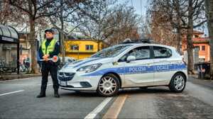 https://www.lapressa.it/articles/080537/polizia-locale-modena-TN.jpg