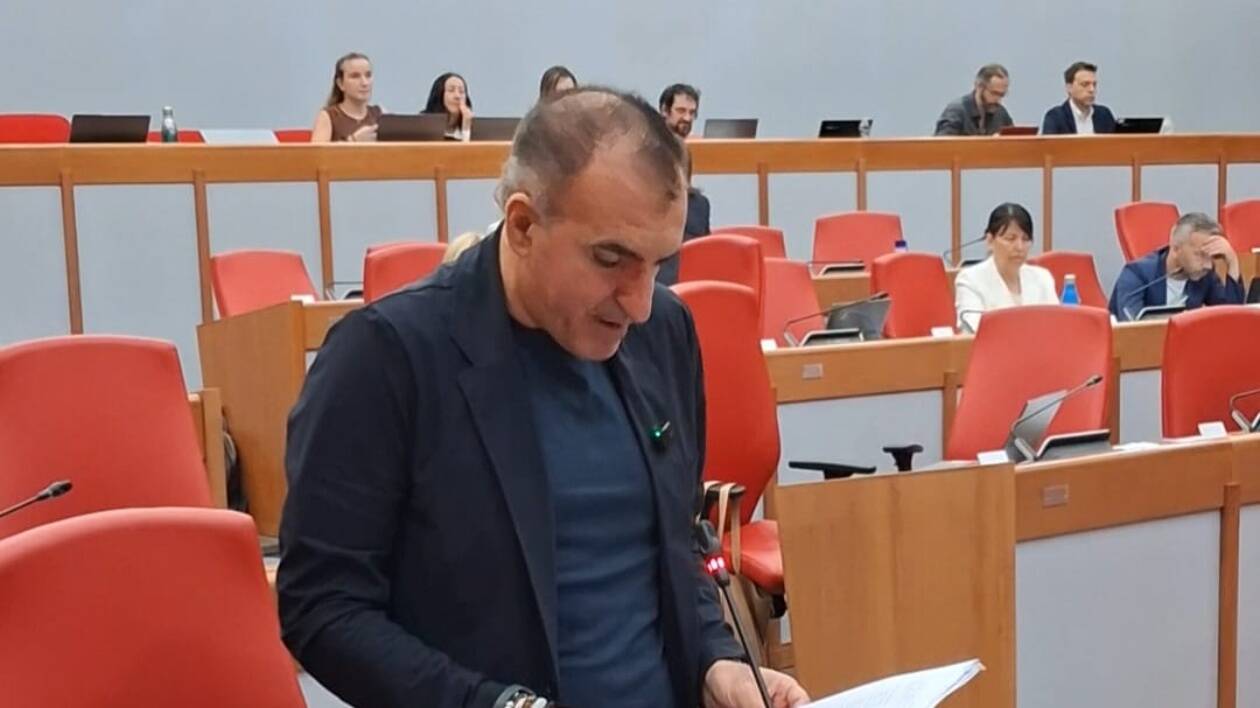 Aumento costi rifiuti a Modena, Paldino: 'Città più sporca e tariffe più alte'