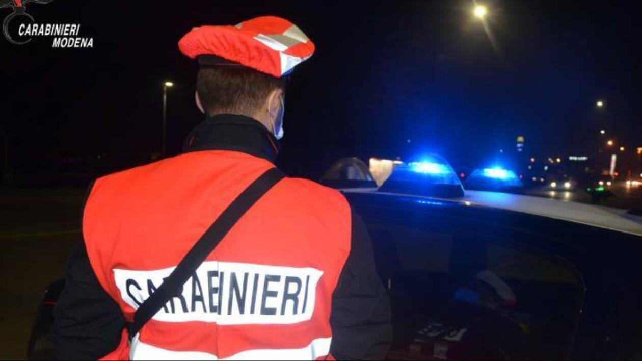 Vignola, tenta furto in casa di notte: tunisino bloccato dai residenti e arrestato dai carabinieri