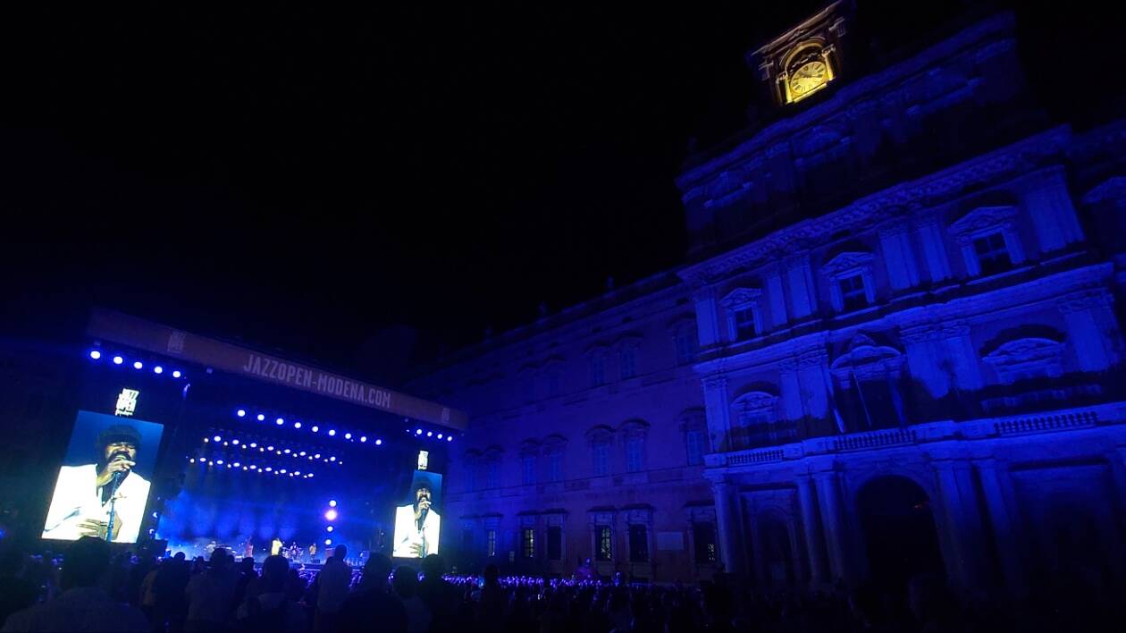 Jazz Open: Gregory Porter commuove ed esalta Piazza Roma