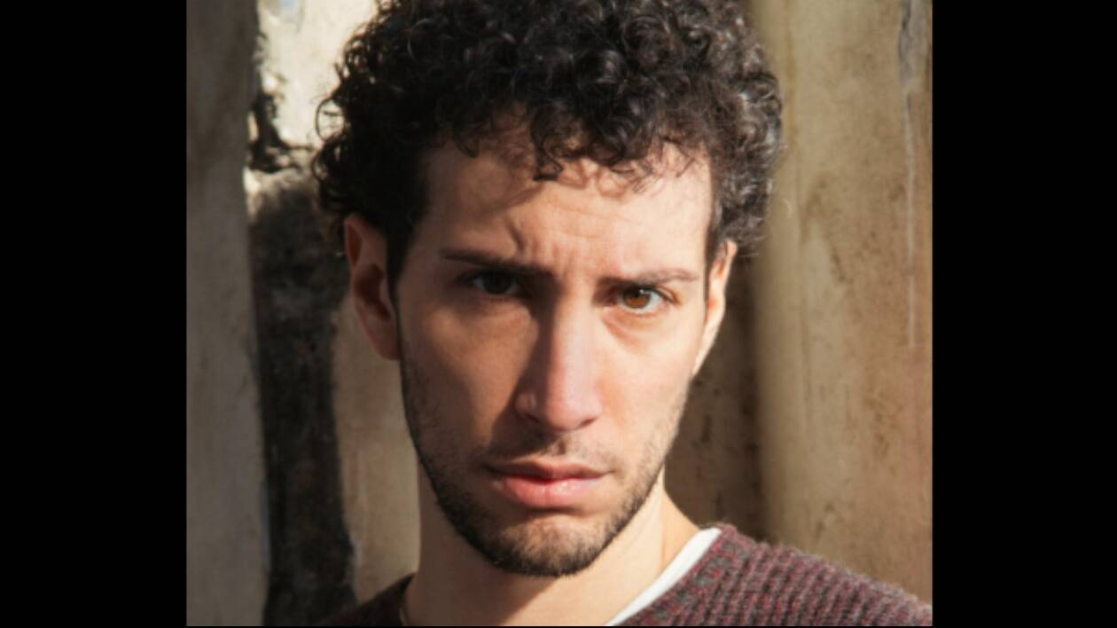 Lutto a Modena, malore improvviso a 32 anni: il mondo del teatro piange Davide Cristiano