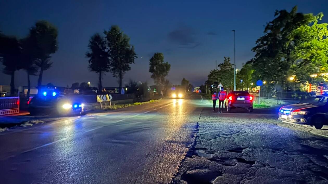 Tenta di entrare al Famila di Mirandola: bloccato dai Carabinieri