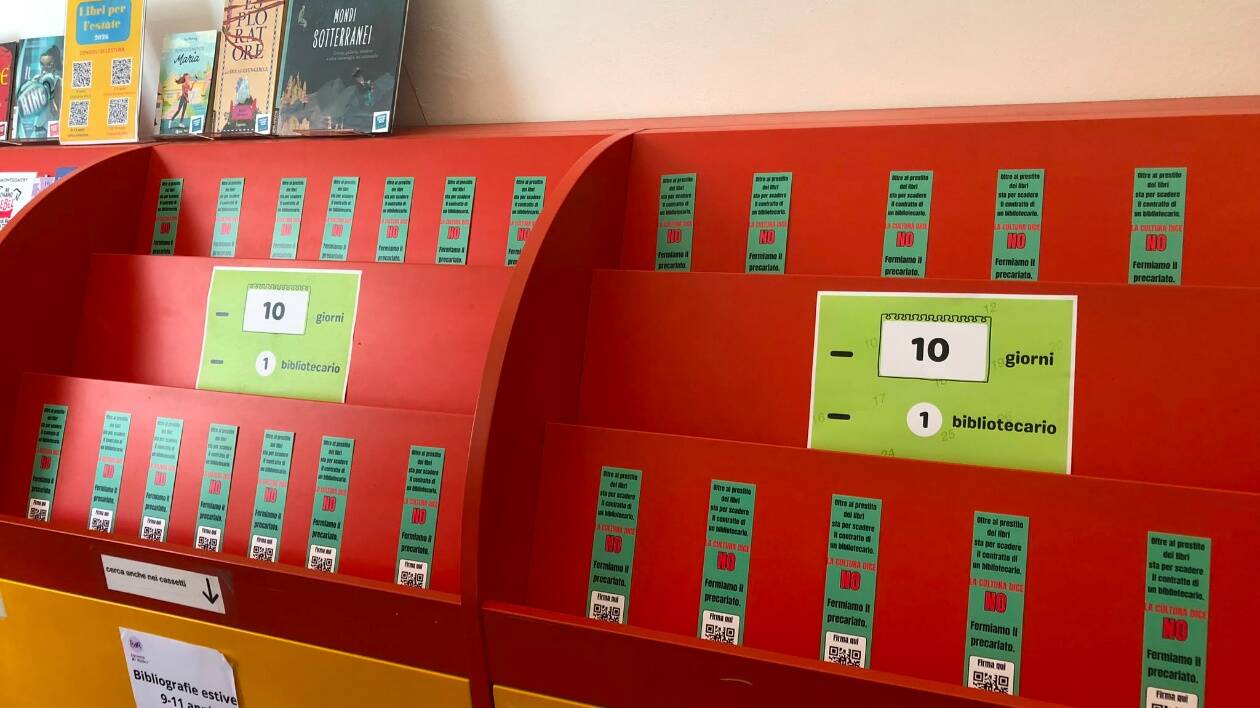 Modena, Biblioteca Delfini: scade il contratto al primo dei 5 precari