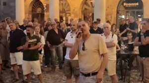https://www.lapressa.it/articles/081172/modena-monica-esposito-TN.jpg