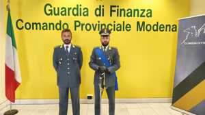 https://www.lapressa.it/articles/081270/finanza-carpi-TN.jpg