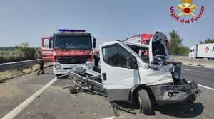 https://www.lapressa.it/articles/081339/incidente-ai-ai-vigili-del-fuoco-modena-TN.jpg