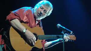 https://www.lapressa.it/articles/081347/francesco-guccini-TN.jpg