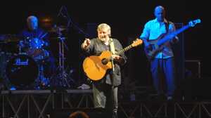 https://www.lapressa.it/articles/081352/francesco-guccini-comune-di-modena-TN.jpg