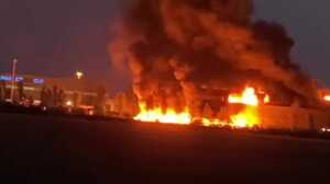 https://www.lapressa.it/articles/081354/incendio-finale-emilia-vigili-del-fuoco-TN.jpg