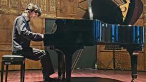 https://www.lapressa.it/articles/081760/note-di-pssaggio-spiamberto-alessio-lwenthal-pianoforte-TN.jpg
