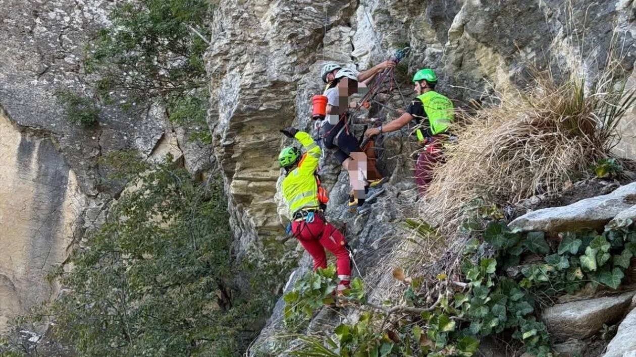 Malore durante la ferrata sulla pietra di Bismantova: 29enne salvata con l’elisoccorso