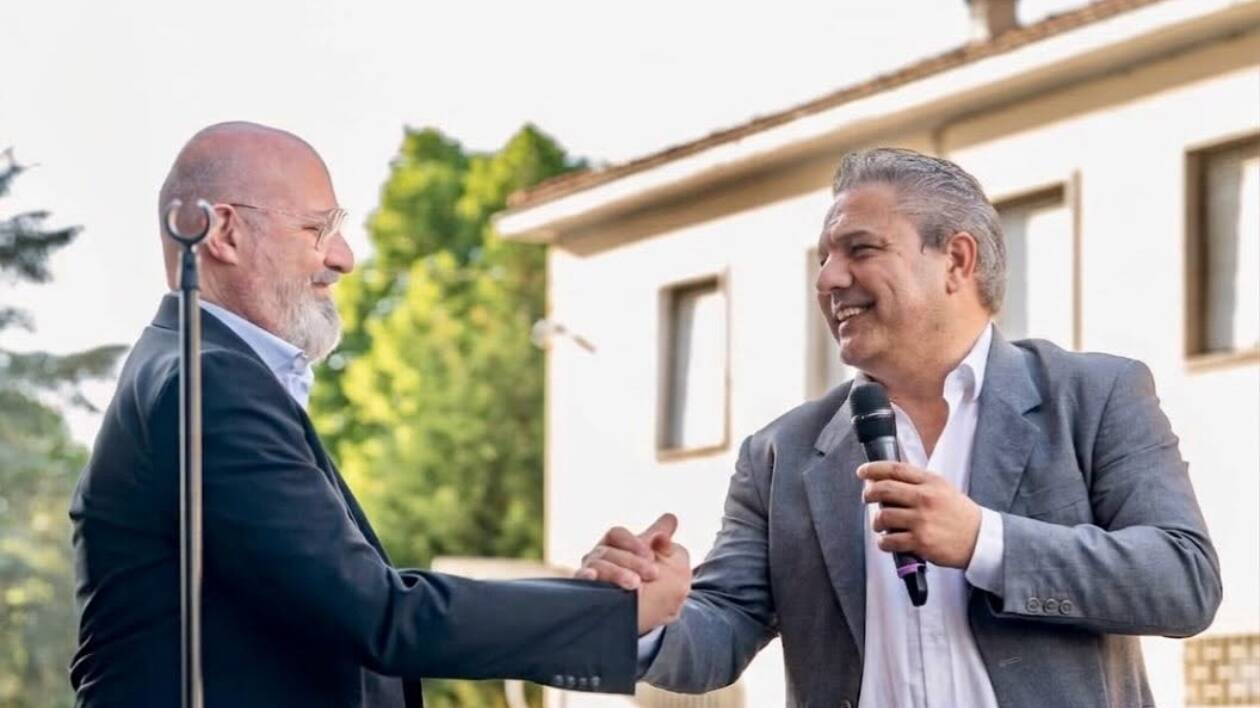 'Chi vota destra ha studiato poco', sindaco di Castelfranco: 'Sto con Bonaccini, ritroviamo l'odore delle persone'