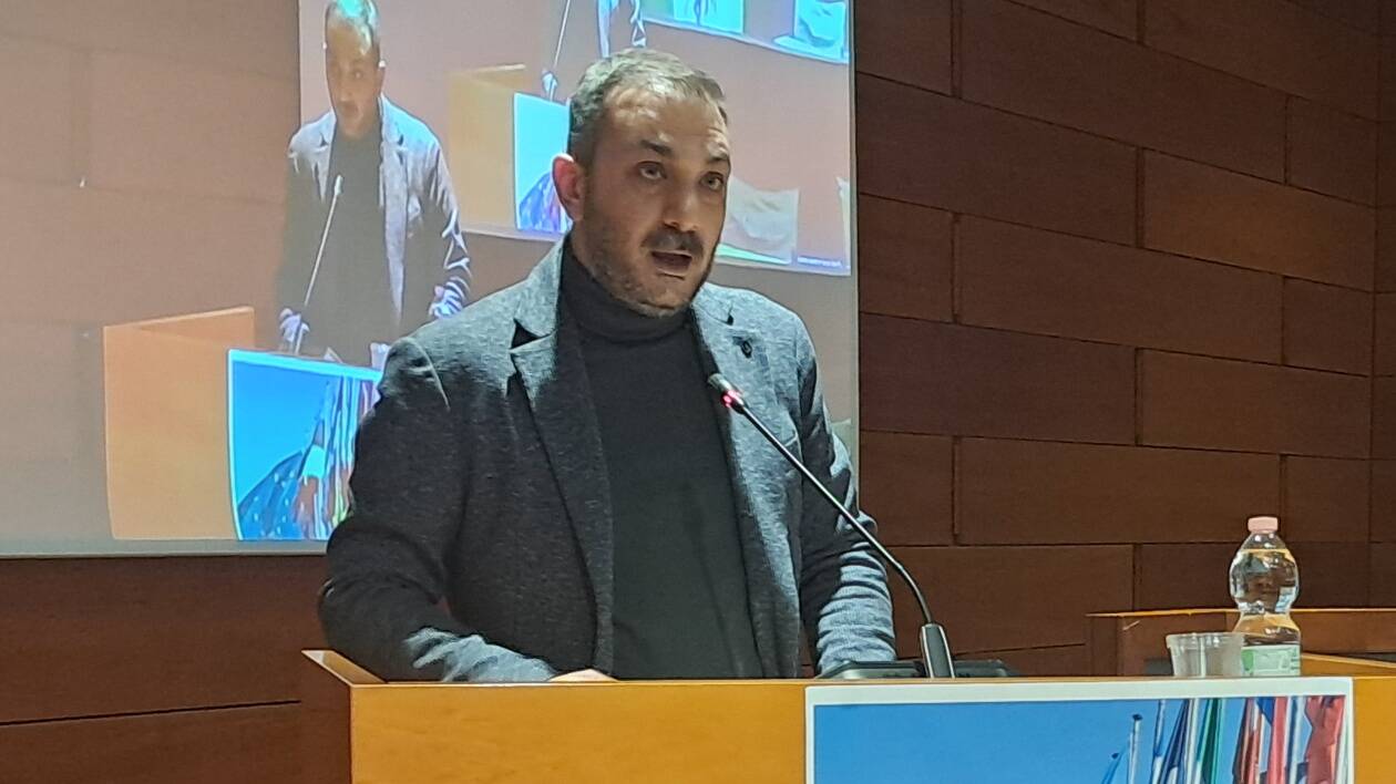 Autunn caldo per i prezzi: +356 euro a famiglia solo per i carburanti