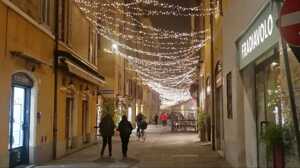 https://www.lapressa.it/articles/082066/antonio-platis-forza-italia-TN.jpg