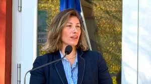 https://www.lapressa.it/articles/082199/bollo-auto-governo-meloni-ludovica-carla-ferrari-tullia-bevilacqua-ugl-TN.jpg