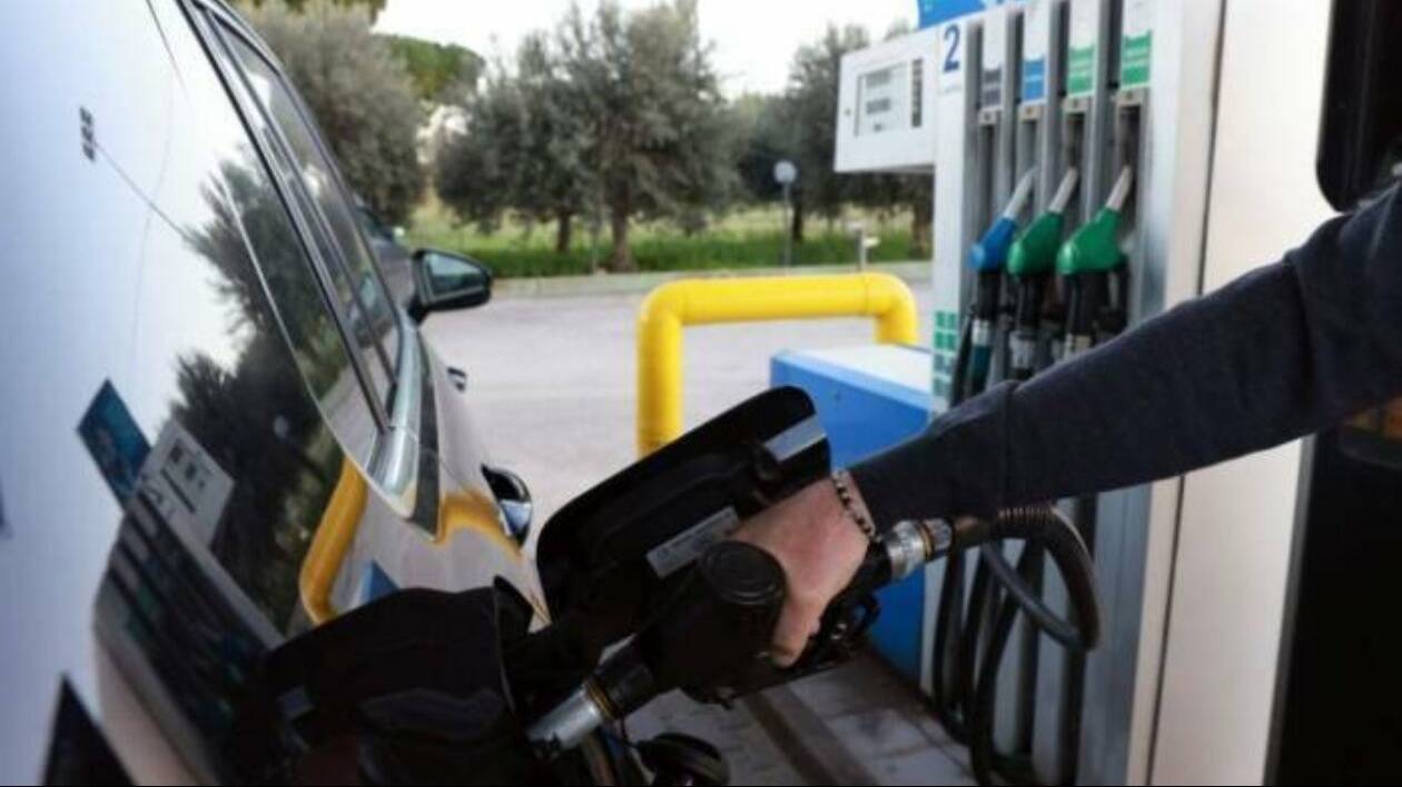 Modena, da oggi il taglio accise è di appena 12 centesimi: schizza il prezzo del diesel